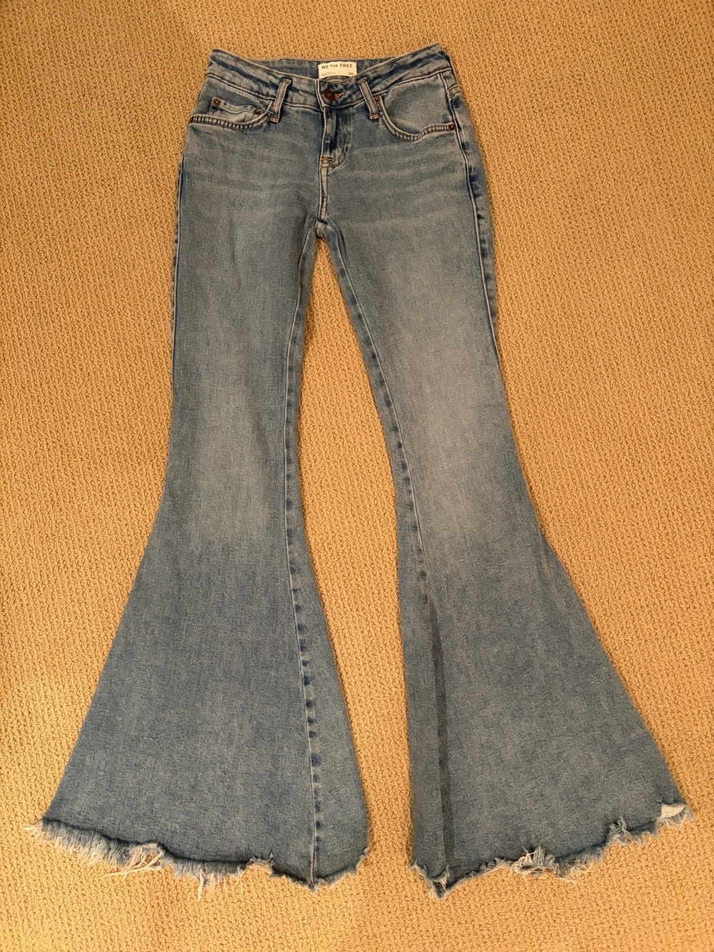 Free People We The Free Light Blue Flare Jeans with Frayed Hem size 24